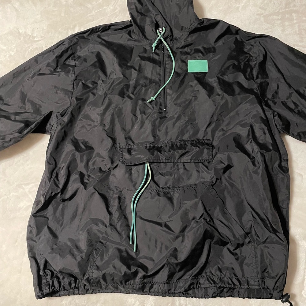 Hooded shell jacket